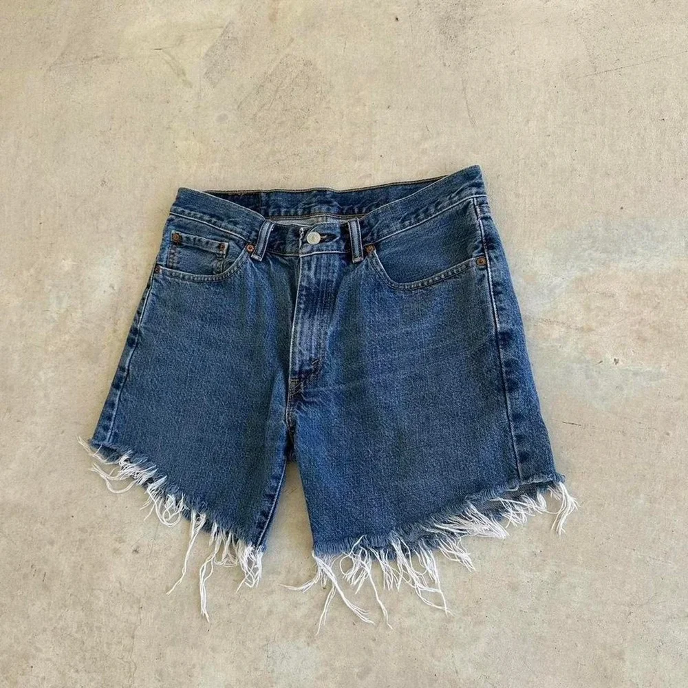 Vintage Levi's Denim Shorts Size 32